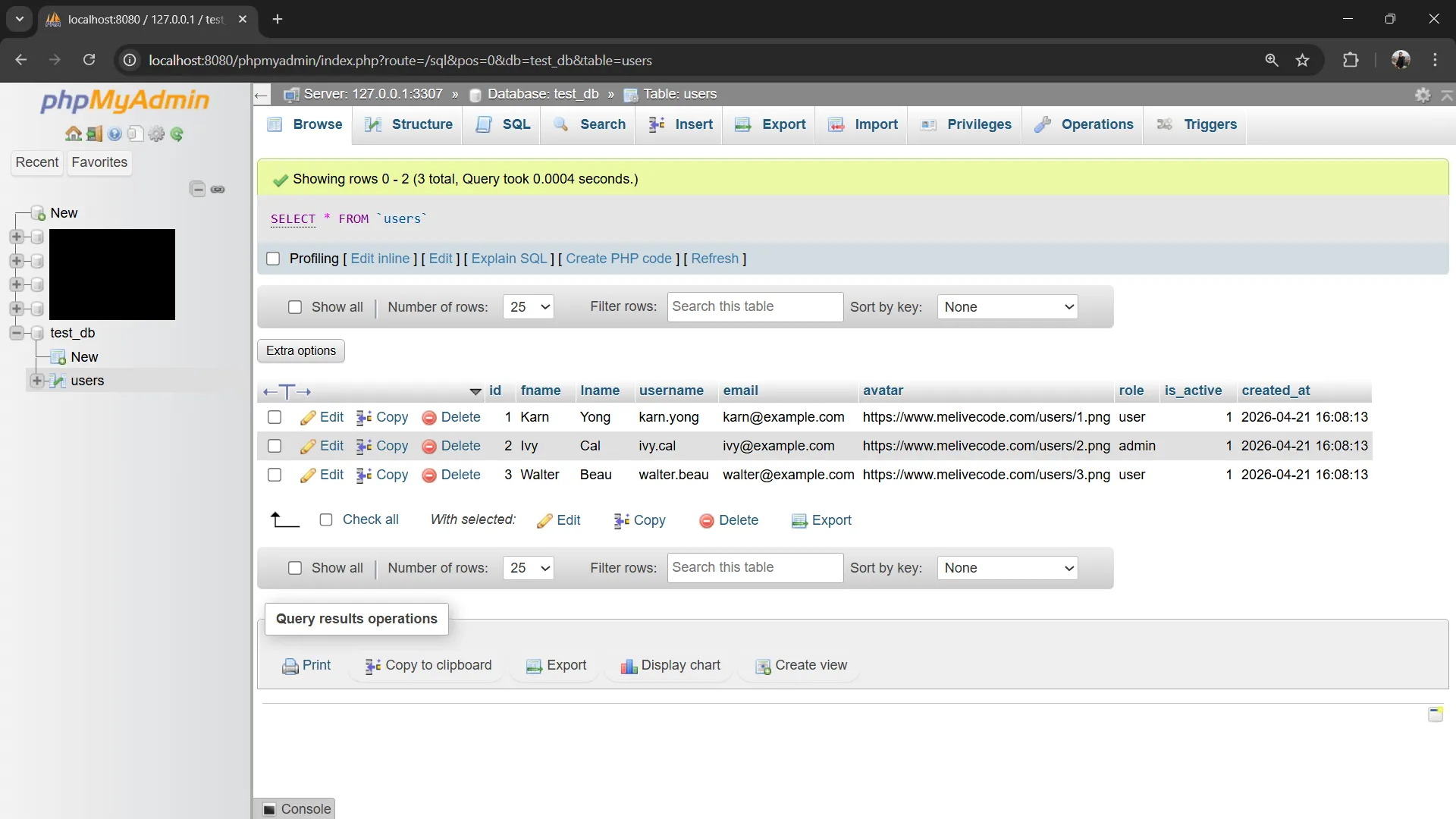 ตาราง Users พร้อมข้อมูลตัวอย่าง ตาราง Users พร้อมข้อมูลตัวอย่าง